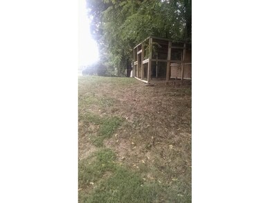 1714 E Unaka Ave, Johnson City, TN 37601 - photo 3