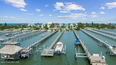 Dock/Boatlifts