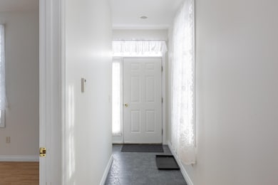 171 Garden Cir unit 108, Saint Albans City, VT 05478 - photo 4