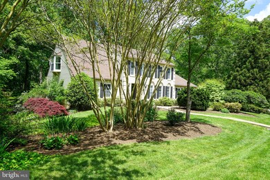 12208 Lake James Dr, Herndon, VA 20171 - photo 2