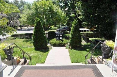 501 W Lafayette St, Easton, PA 18042 - photo 4