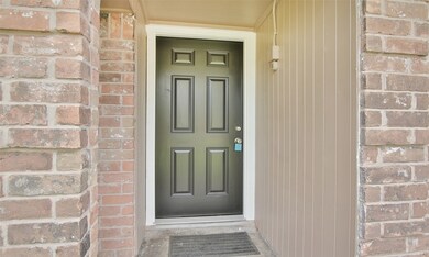 807 Grenshaw St, Houston, TX 77088 - photo 2