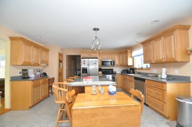 6269 Meadowview Rd, Germansville, PA 18053 - photo 5