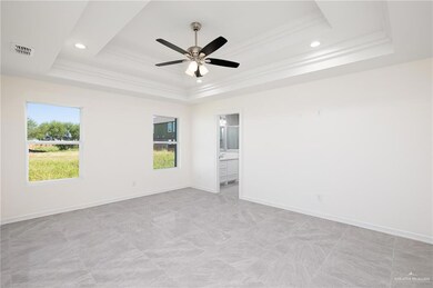 514 Pine Oak St, Donna, TX 78537 - photo 4