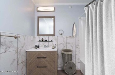 10 Hall Place unit 2, Albany, NY 12210 - photo 5