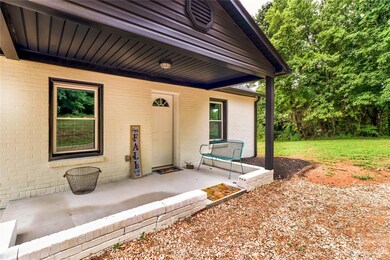 140 Sir George Cir, Statesville, NC 28677 - photo 2