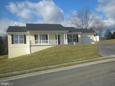 182 Aden Dr, Strasburg, VA 22657 - photo 3