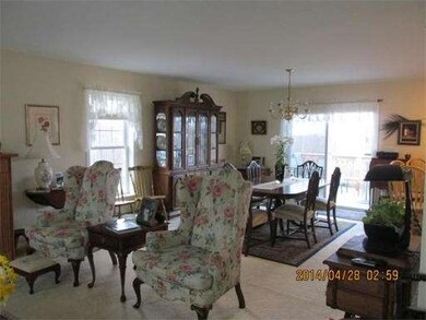 215 Dresser Hill Rd, Dudley, MA 01571 - photo 7