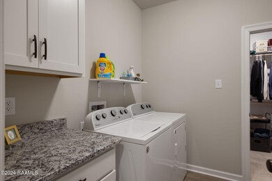 Access Through Primary Suite!