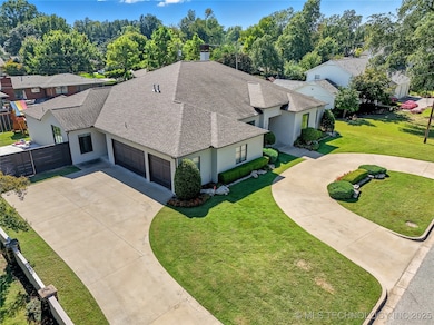 2828 E 26th Place, Tulsa, OK 74114 - photo 2