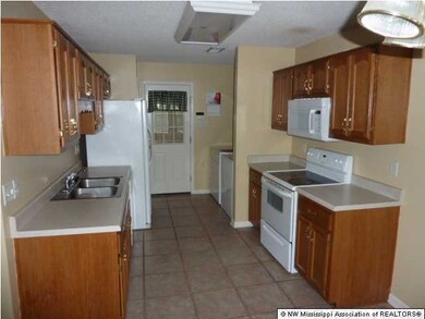 3142 Stonehenge Dr, Hernando, MS 38632 - photo 3