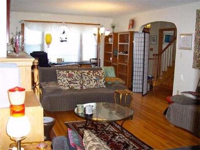 278 Cherry St, Holyoke, MA 01040 - photo 4