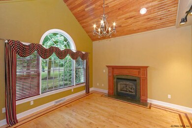 5 Hunts End Ln, Albany, NY 12211 - photo 7