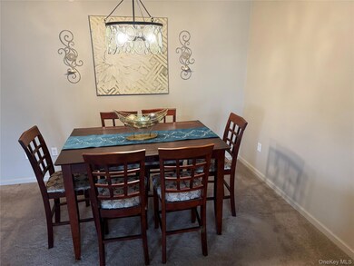 138 Weatherby Ln, Central Islip, NY 11722 - photo 6