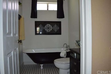 Guest Bath# 2 0f 3