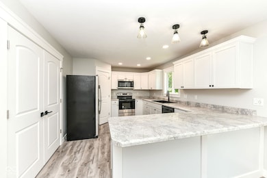 1631 Kentucky Ave, Columbus, IN 47201 - photo 2