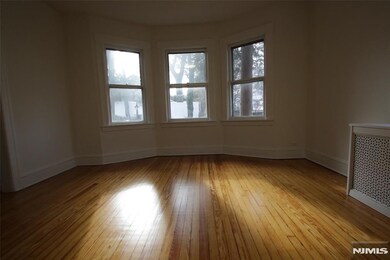 161 Chestnut St, Leonia, NJ 07605 - photo 5