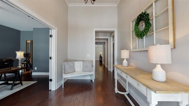 The home has been recently painted.  Welcome into 