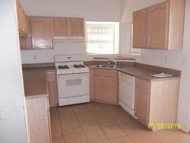 645 Desierto Bonito Ave, El Paso, TX 79928 - photo 4