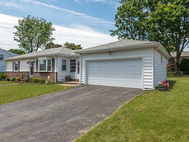 66 Monty Ave, Woonsocket, RI 02895 - photo 3