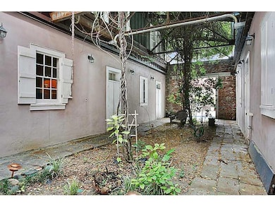 842 Camp St unit 3, New Orleans, LA 70130 - photo 4