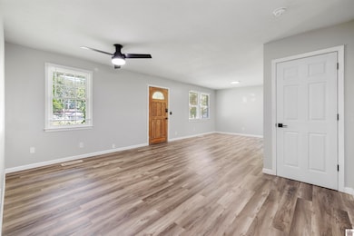 574 Fern Cir, Calvert City, KY 42029 - photo 3