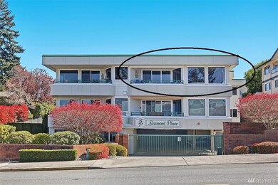 500 Seamont Ln unit 301, Edmonds, WA 98020 - photo 2