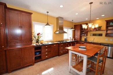 620 S Wright St, Naperville, IL 60540 - photo 7