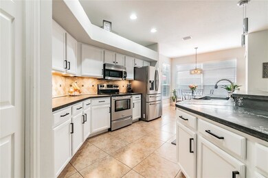 568 Lakewood Dr, Oldsmar, FL 34677 - photo 7