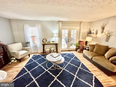 8034 Green Tree Ct, Elkridge, MD 21075 - photo 3