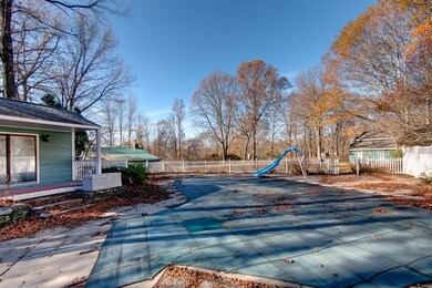 21 Corbin Rd, Dudley, MA 01571 - photo 7