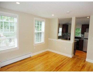 218 Court St unit 1st FL Back, Plymouth, MA 02360 - photo 3