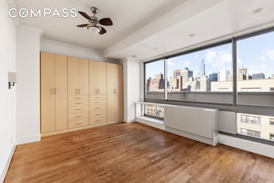 242 E 25th St unit 12B, New York, NY 10010 - photo 5