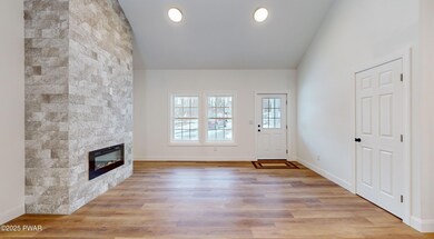 611 Kili Way, Lehman Township, PA 18324 - photo 6