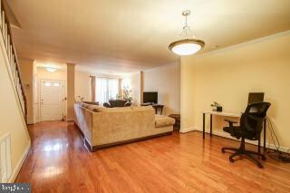 3917 Chesterwood Dr, Silver Spring, MD 20906 - photo 5