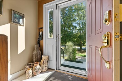 1505 Fairway Dr, Middletown, RI 02842 - photo 3