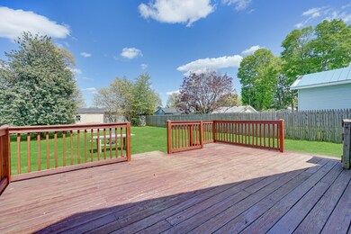LARGE REAR DECK