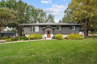 2458 SE 124th St, Runnells, IA 50237 - photo 4