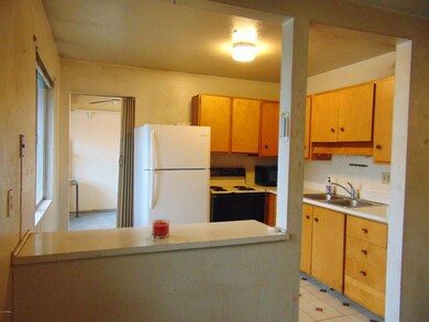 2534 W Berridge Ln #E-205 (7)