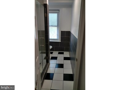 4529 Wilde St unit 2, Philadelphia, PA 19127 - photo 6