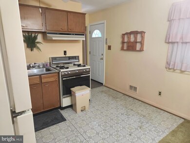 807 Rosemere Ave, Silver Spring, MD 20904 - photo 4