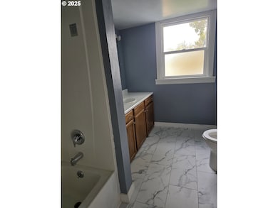 510 NW 11th St, Pendleton, OR 97801 - photo 7