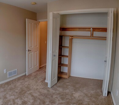 bedrooms have built ins