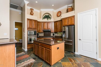 008_Kitchen