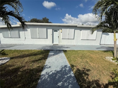 22020 SW 114th Ave, Miami, FL 33170 - photo 2