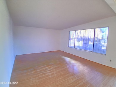 2130 S Calle Cordova, Tucson, AZ 85710 - photo 5