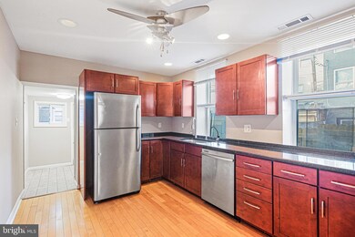 11 W Heath St, Baltimore, MD 21230 - photo 4
