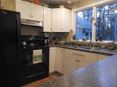 42 Swan St, Portland, ME 04102 - photo 6