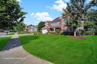 1801 Schillerstrom Ct, Wheaton, IL 60189 - photo 3