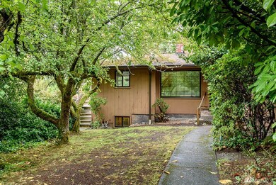 4446 W Mercer Way, Mercer Island, WA 98040 - photo 2